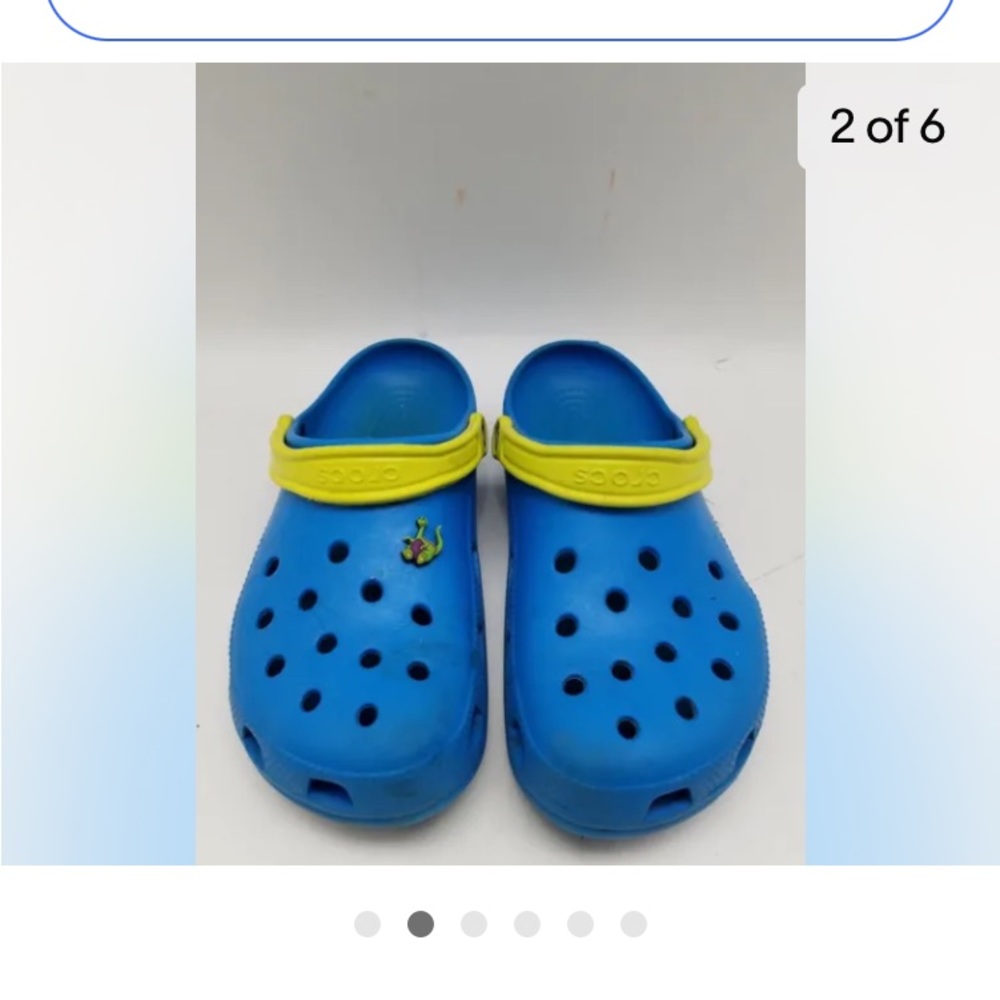Woman’s crocs size 11